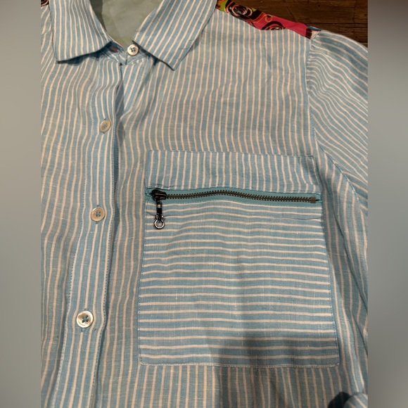 John Mark Tropical Blue Stripe Button Down sz M EUC - Picture 3 of 4